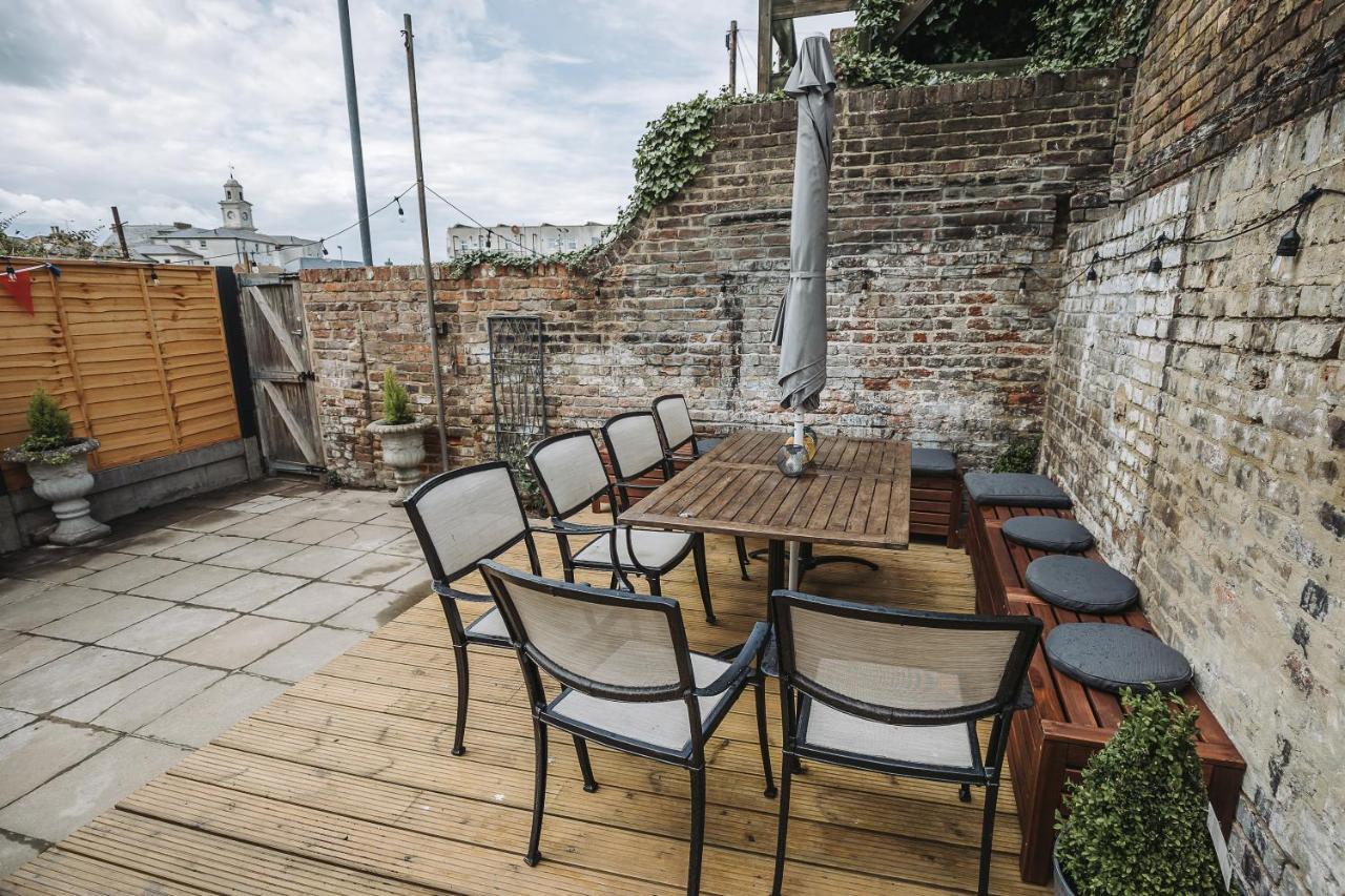 Stunning 5 Bedroom Period Property By The Sea Herne Bay Exterior photo